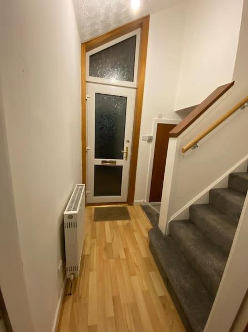 3 Bedroom Home-Inverkeithing Exteriér fotografie