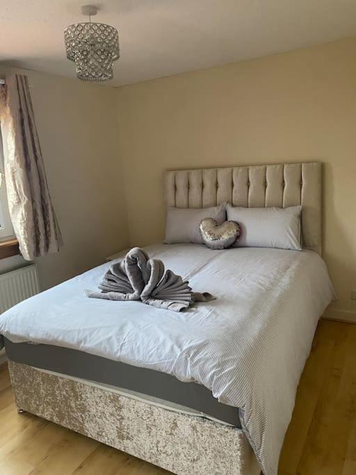 3 Bedroom Home-Inverkeithing Exteriér fotografie